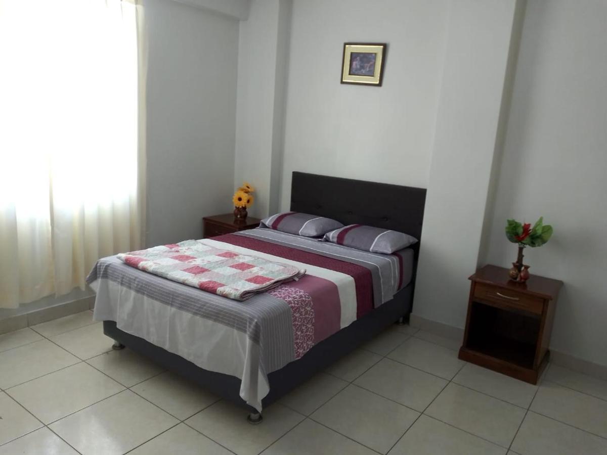 Hospedaje Residencial Los Fresnos - Miraflores Piura Exteriér fotografie